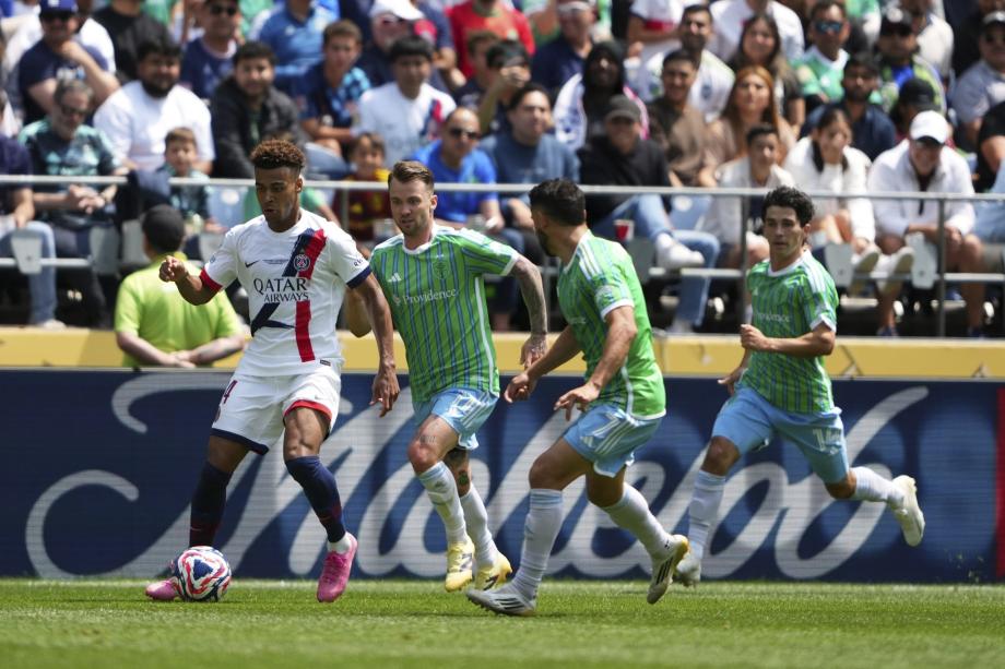 [图]世俱杯-阿什拉夫立功 巴黎2-0西雅图晋级16强